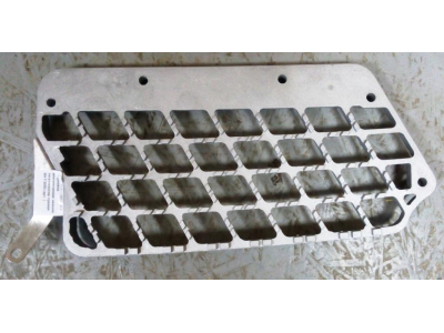 Подножка алюминиевая нижняя тягач/миксер правая  SH F3000 SHAANXI / Shacman (ШАНКСИ / Шакман)  фото 1 Саранск